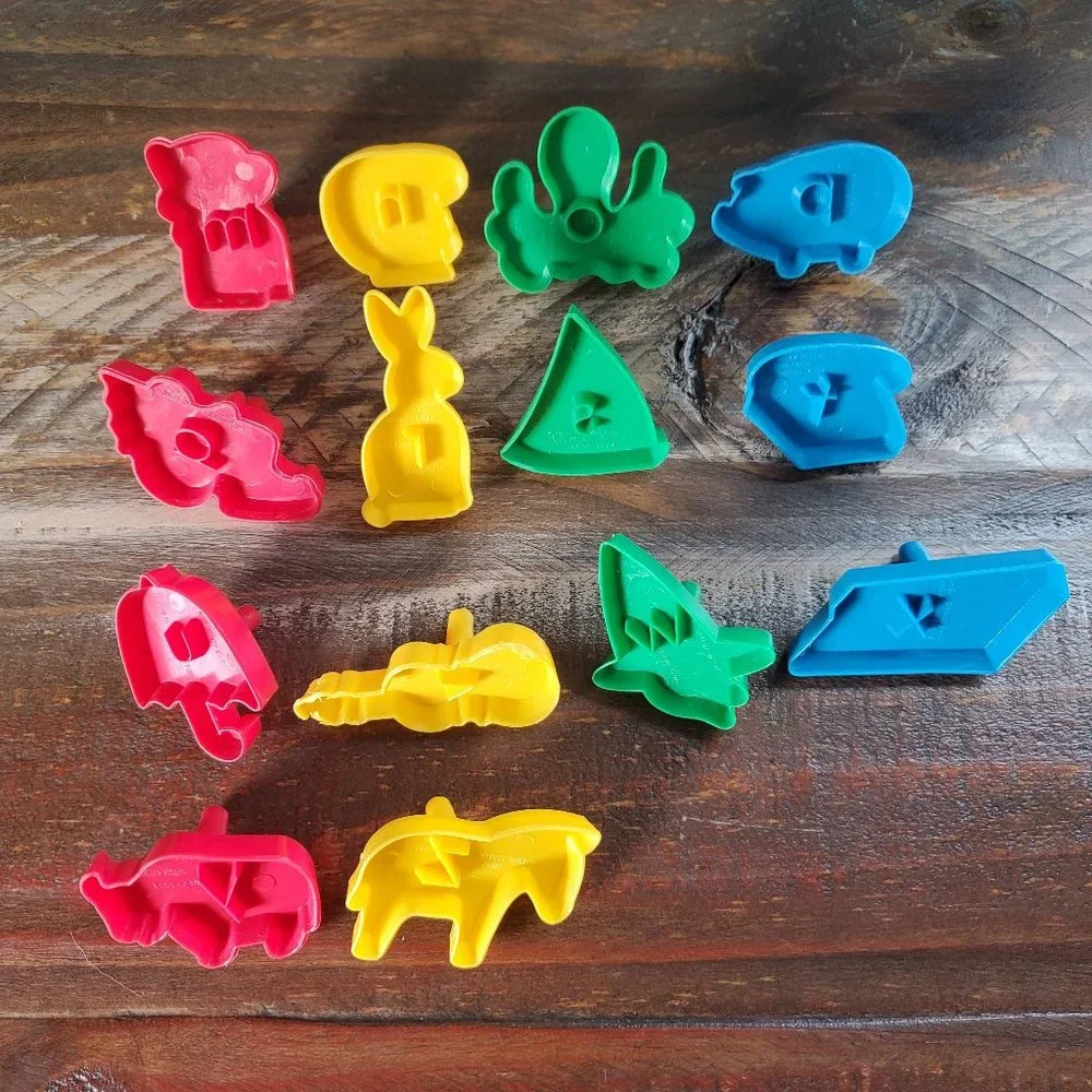 Vintage Wilton Children's A to Z Cookie Cutters - 1990